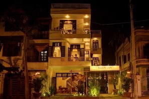 Front of property – evening/night