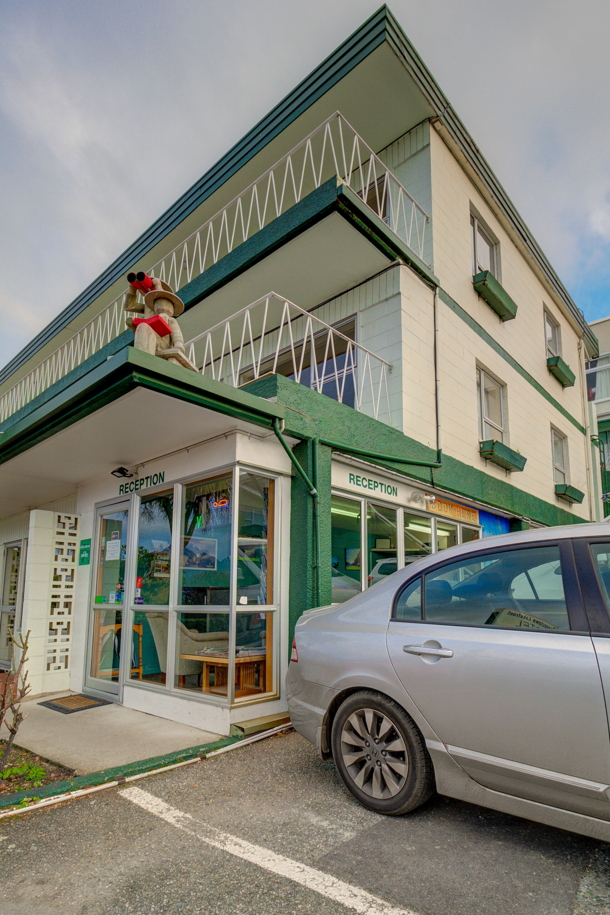 Photo - Lakeside Motel