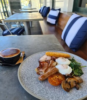 Daily cooked-to-order breakfast for a fee