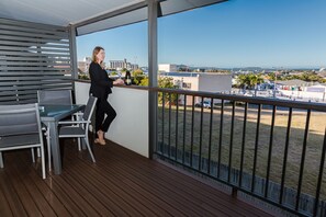 Balcony - Gladstone Heights Executive Apartments (Gladstone)