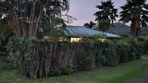 Front of property - Aroa Kainga Bungalows (Rarotonga)