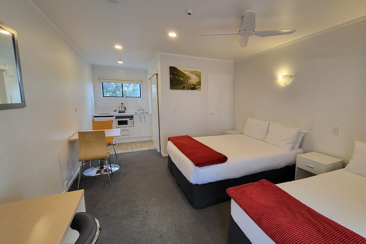Standaard Twin kamer, en-suite badkamer (Studio - Twin) | 1 slaapkamer, gratis wifi, beddengoed