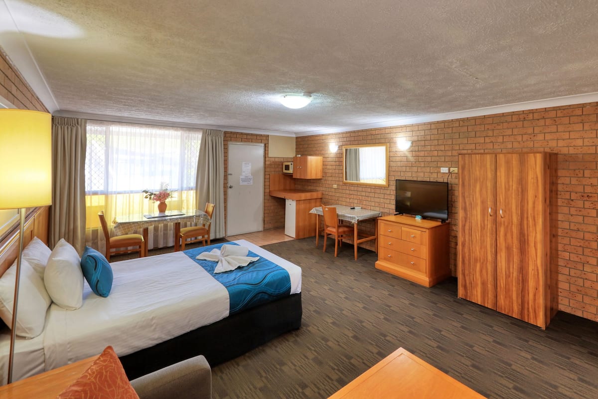 Quarto executivo, 1 cama Queen (BEST VALUE DELUXE) | 2 quartos, quartos à prova de som, ferros/tábuas de passar roupa