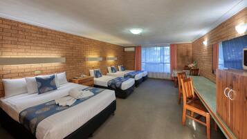 2 bedrooms, soundproofing, iron/ironing board, free WiFi