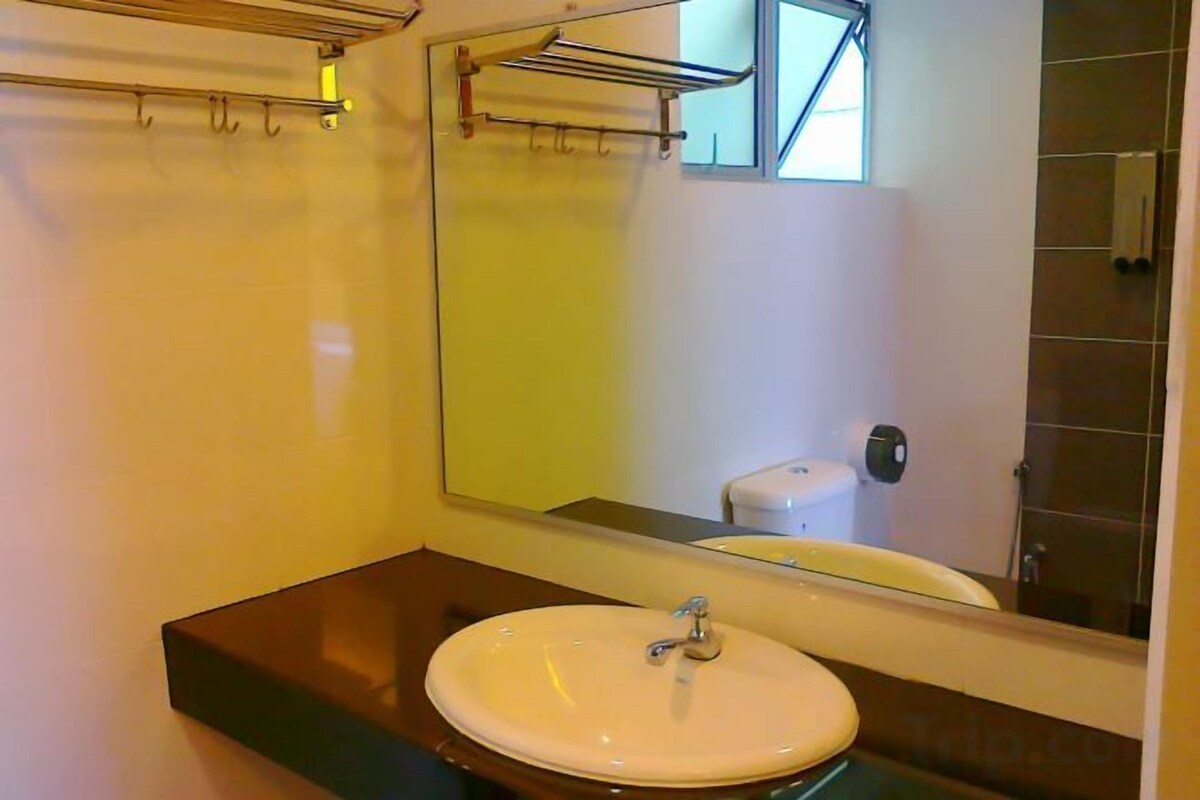 Baño | Ducha, artículos de higiene personal gratuitos y toallas