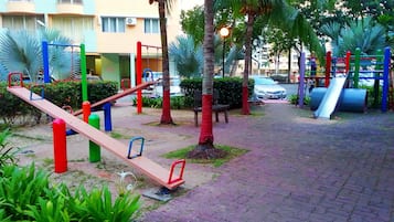 Trung tâm thể thao