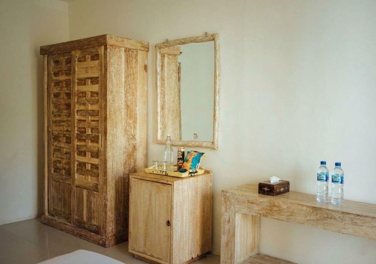 ミニバー、セーフティボックス (室内)、WiFi (無料)