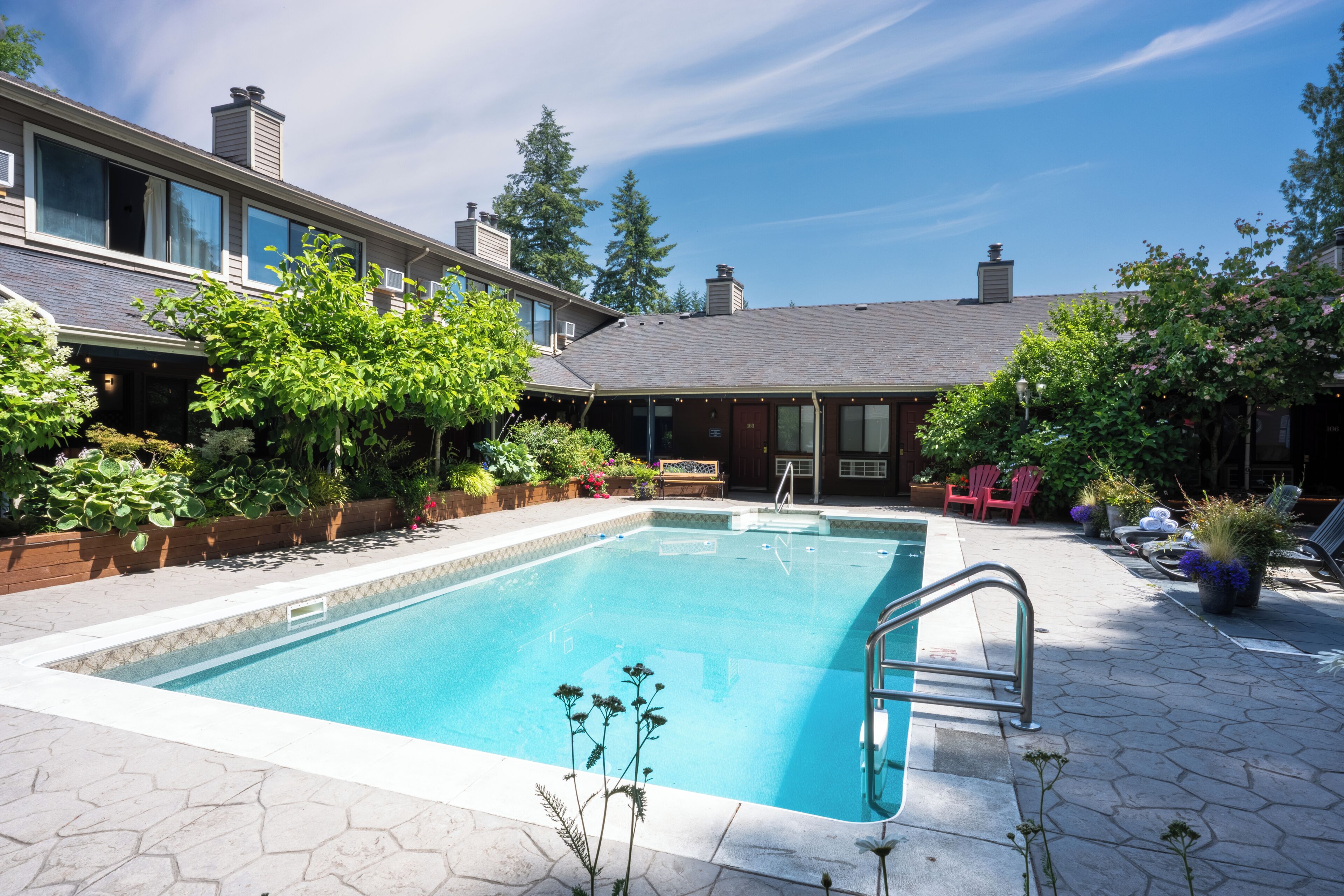 Seasonal outdoor pool