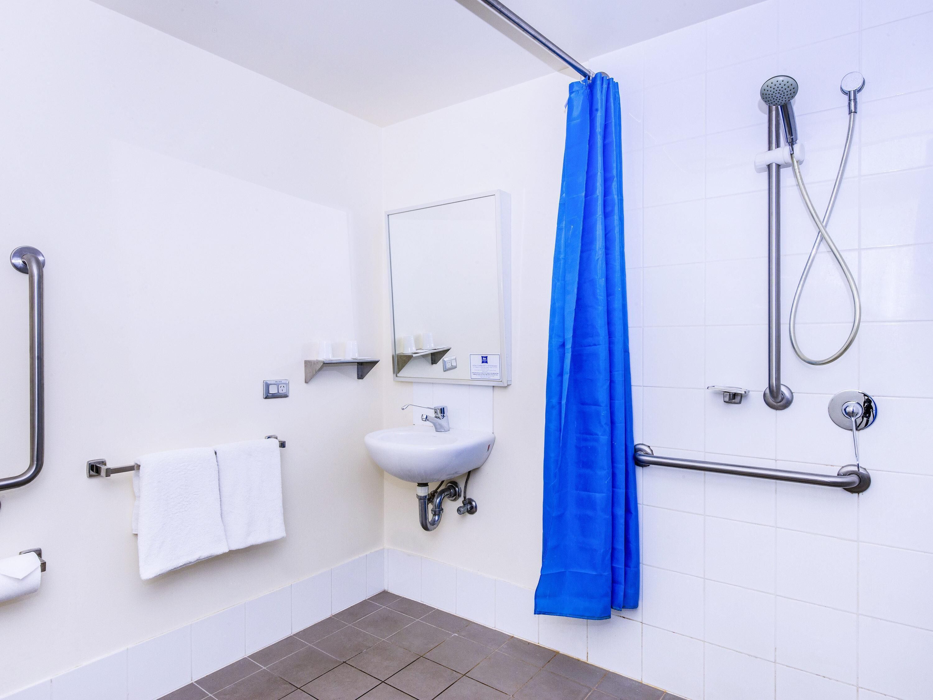 Habitación estándar, 1 cama Queen size | 1 habitación, sábanas de algodón egipcio y ropa de cama de alta calidad 