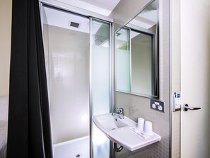 1 bilik tidur, cadar kapas Mesir, peralatan tempat tidur premium, meja 