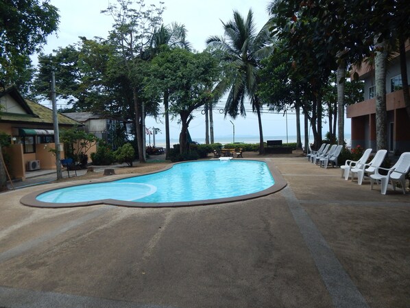 Udendørs pool