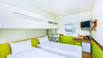 Schreibtisch, schallisolierte Zimmer, kostenloses WLAN, Bettwäsche