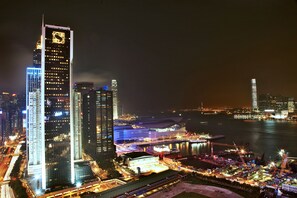 Front of property - evening/night - Crafa Harbour Hotel (Hong Kong)