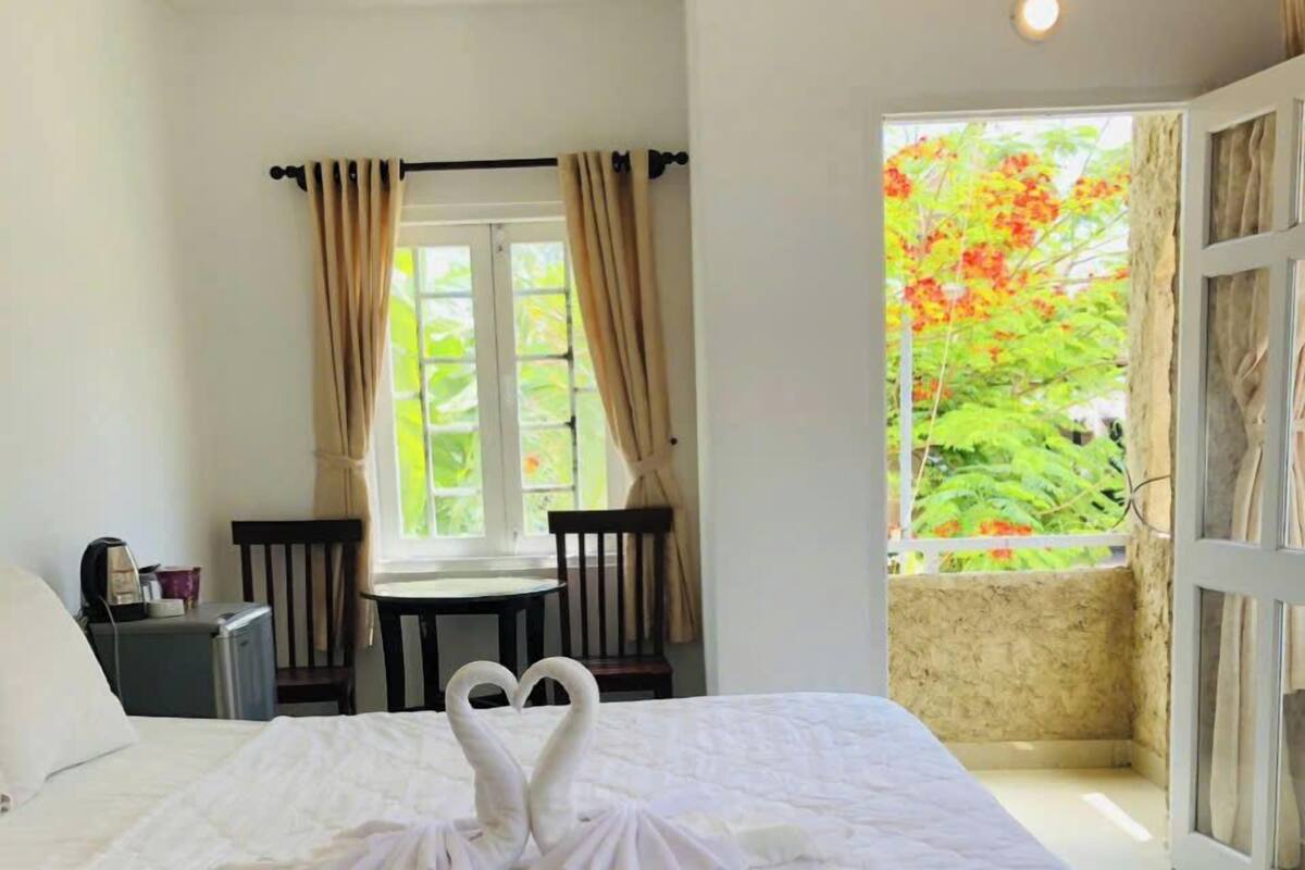 Superior Room, City View | Minibar, desk, free WiFi