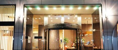 Front of property – evening/night