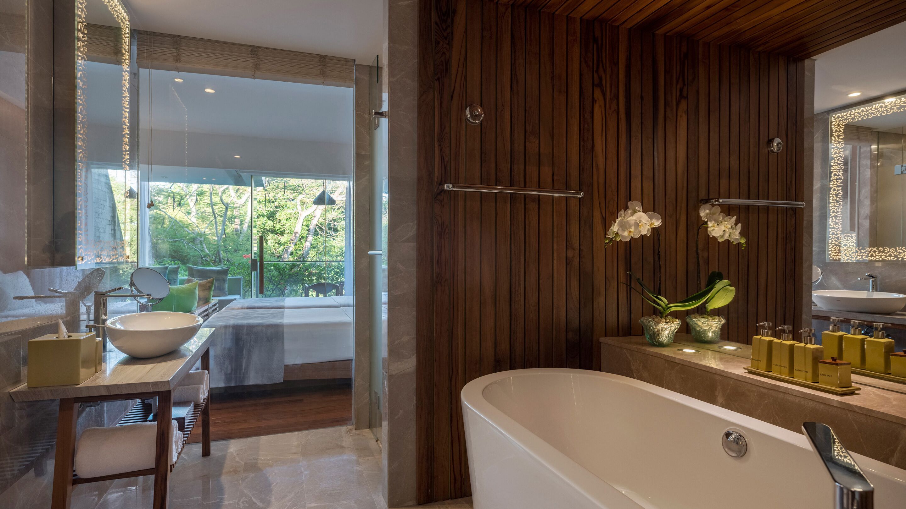 separate bathtub and shower, free toiletries, hair dryer, bathrobes