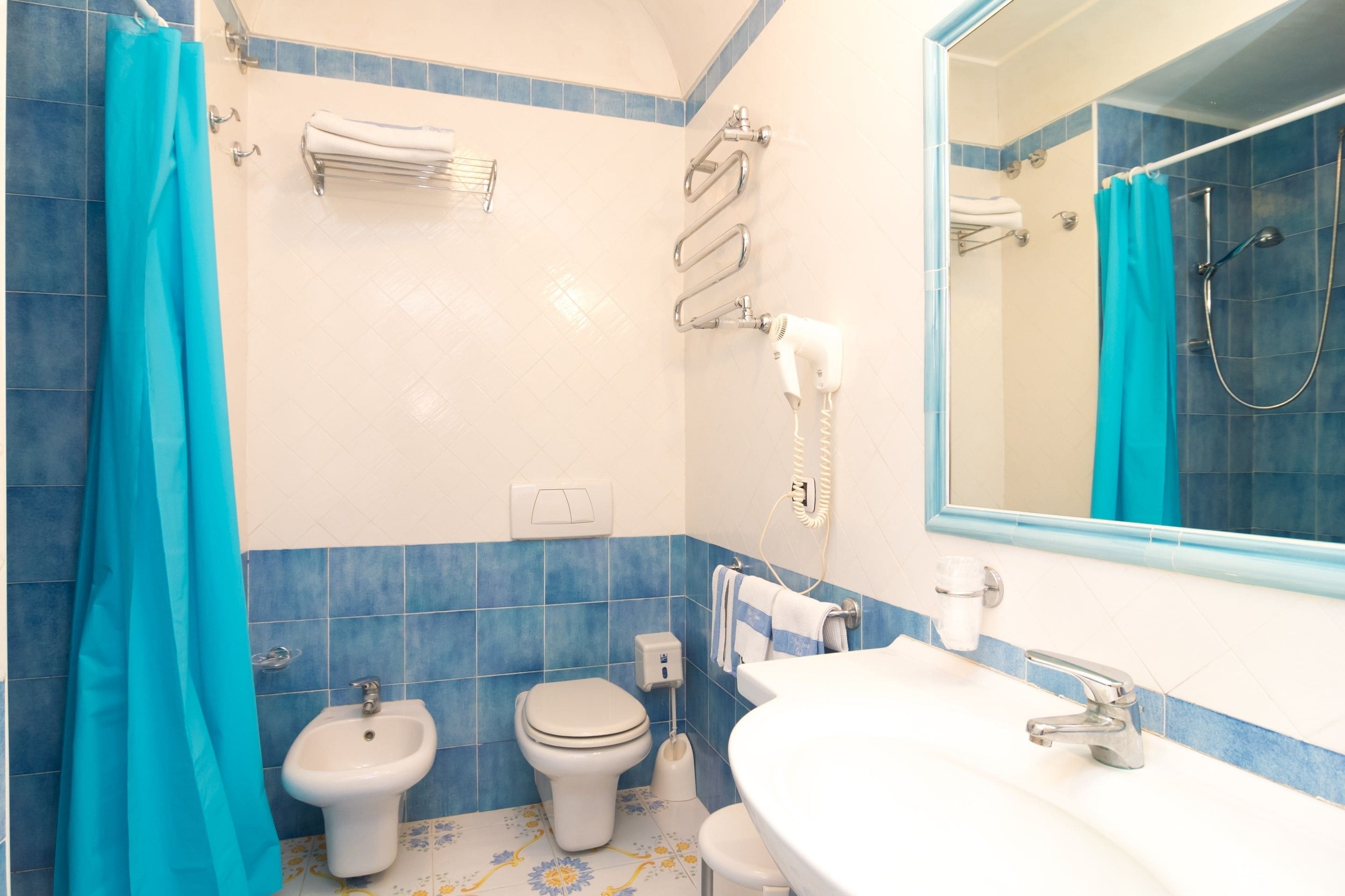 deluxe double or twin room | bathroom | shower, free toiletries, hair dryer, bidet