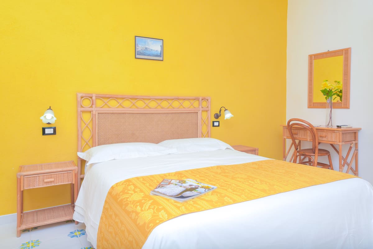 Economy Double Room | Cribs/infant beds, rollaway beds, free WiFi
