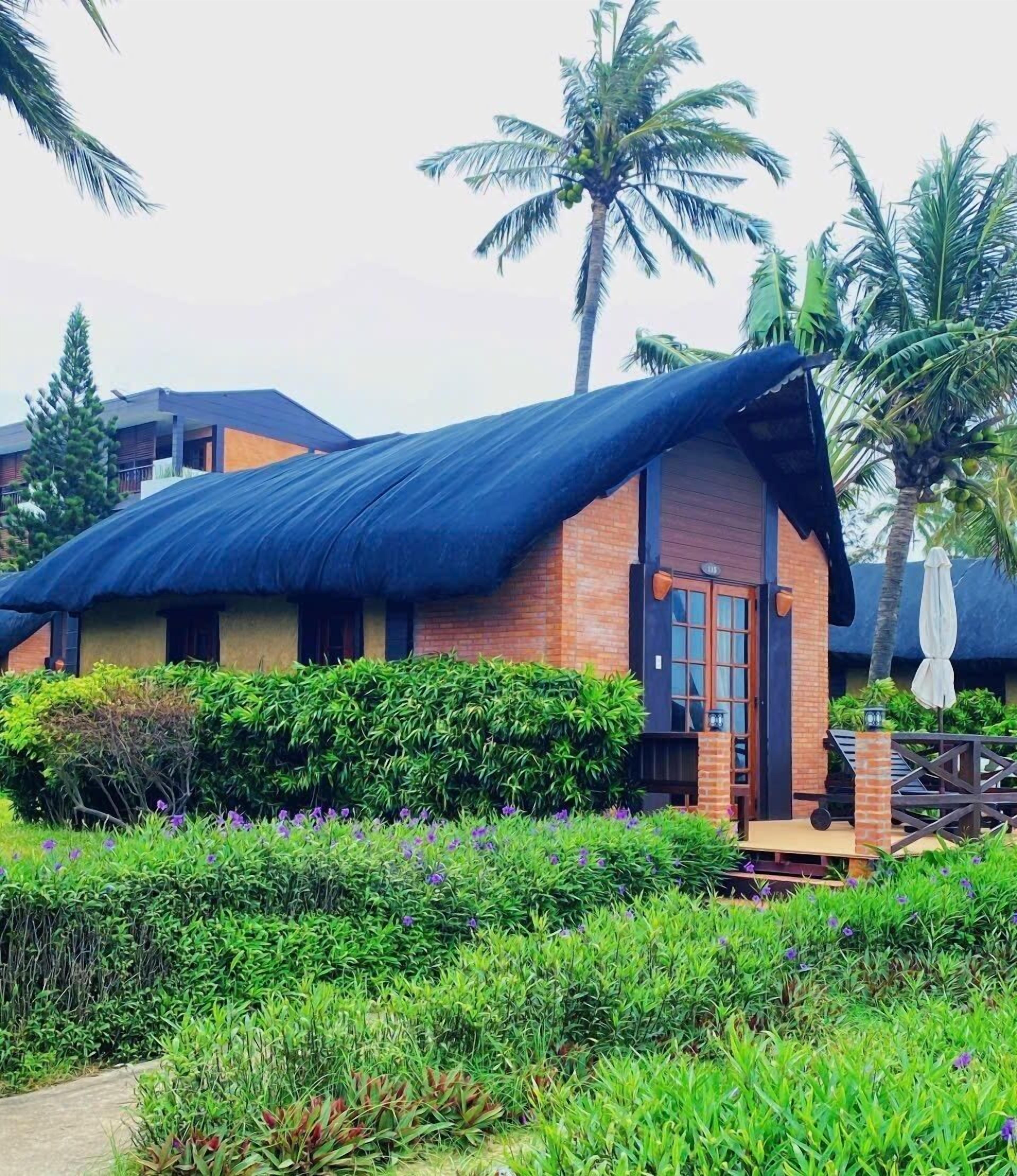 Bungalow, Beachfront | Terrace/patio