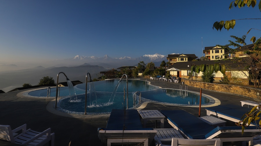 Rupakot Resort