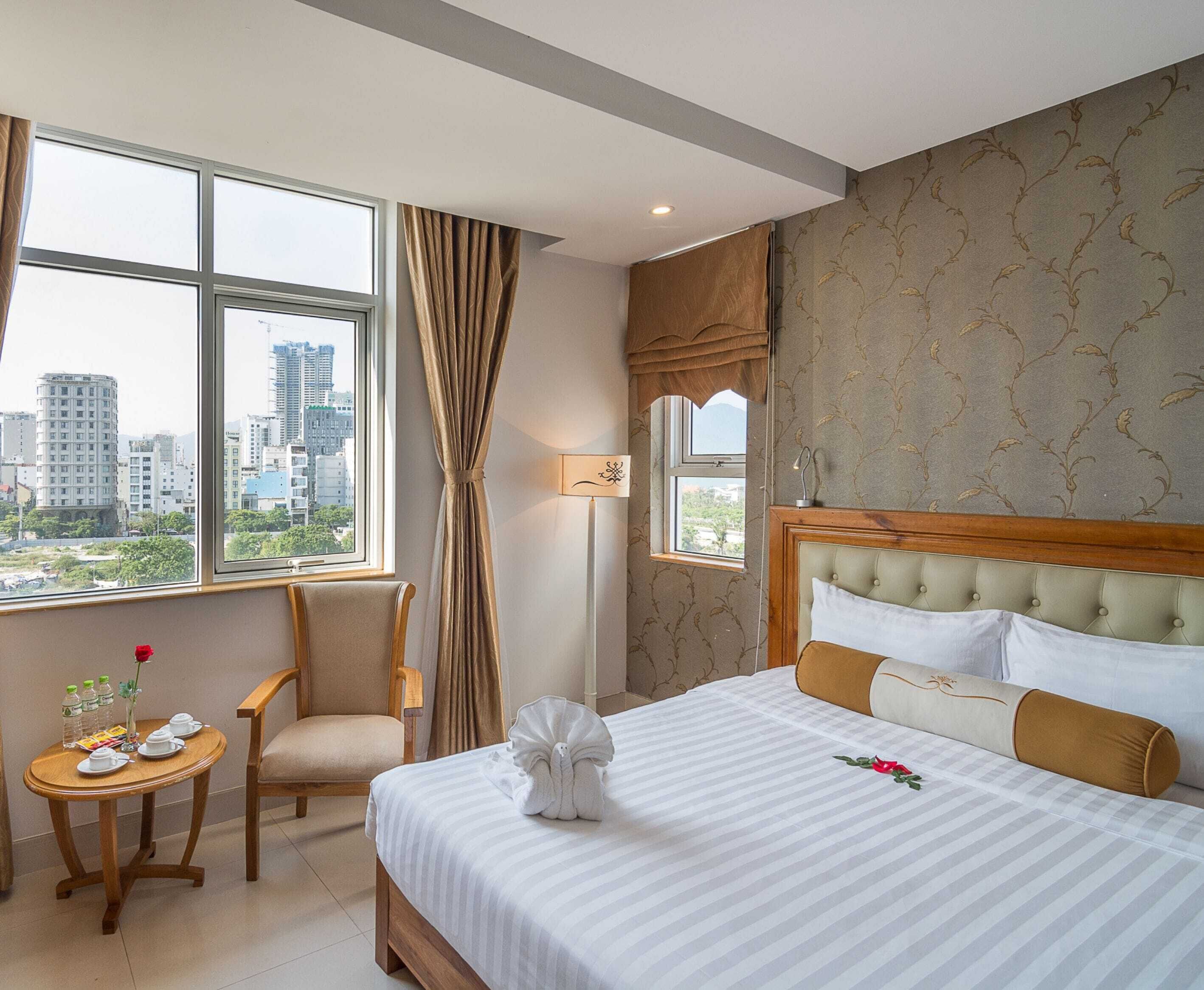 Premium bedding, minibar, in-room safe, desk