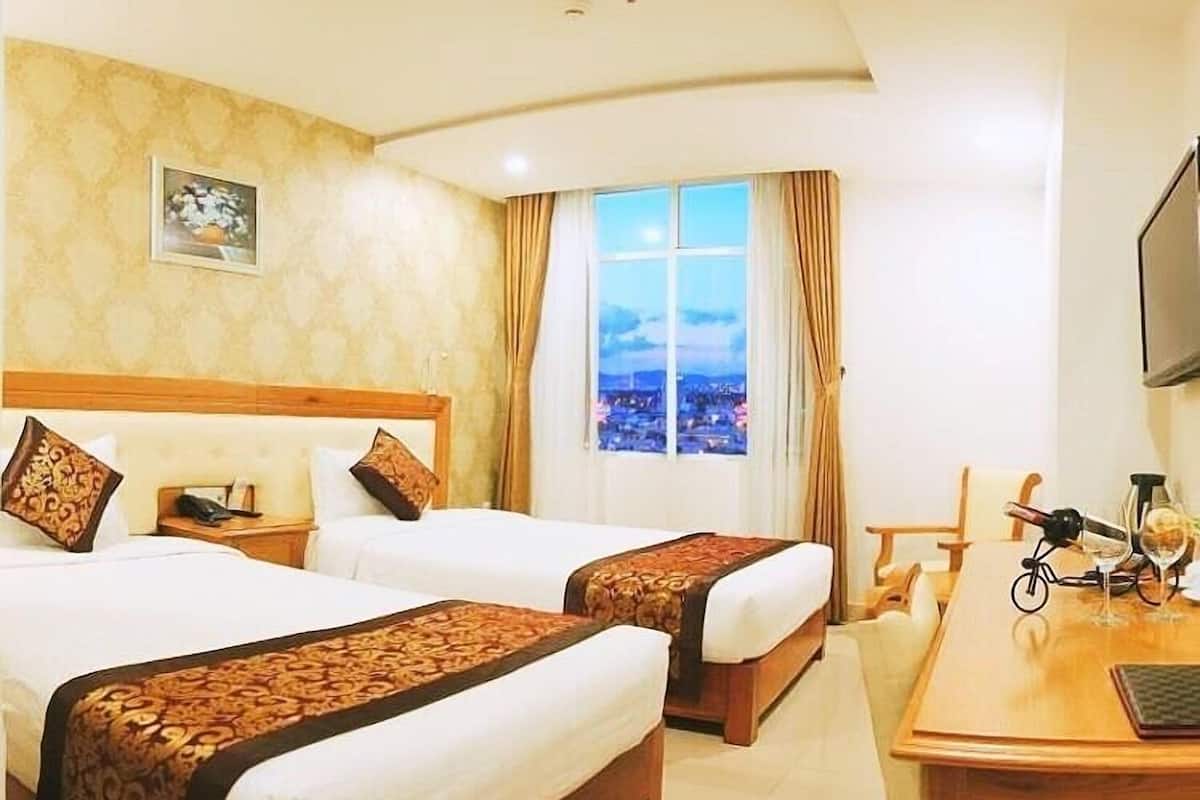 Literie de qualité, minibar, coffre-fort, bureau