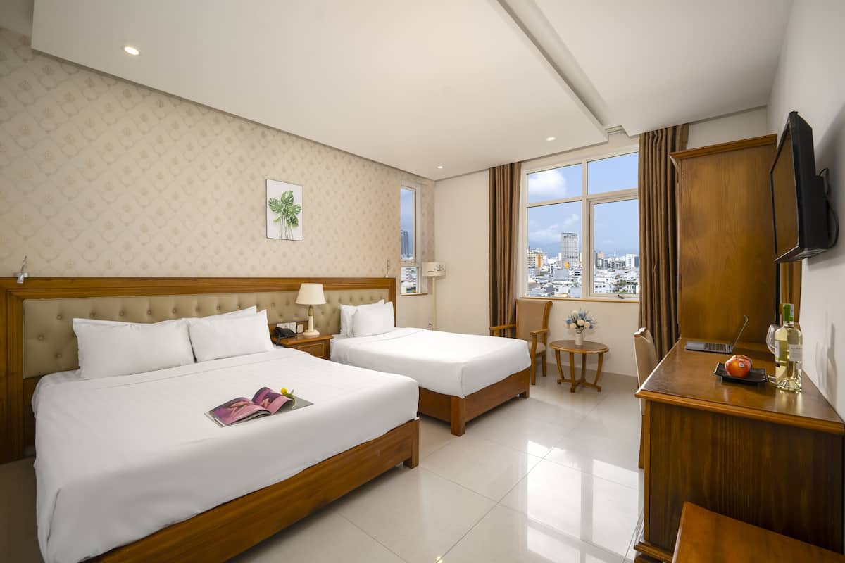 Luxe beddengoed, een minibar, een kluis op de kamer, een bureau