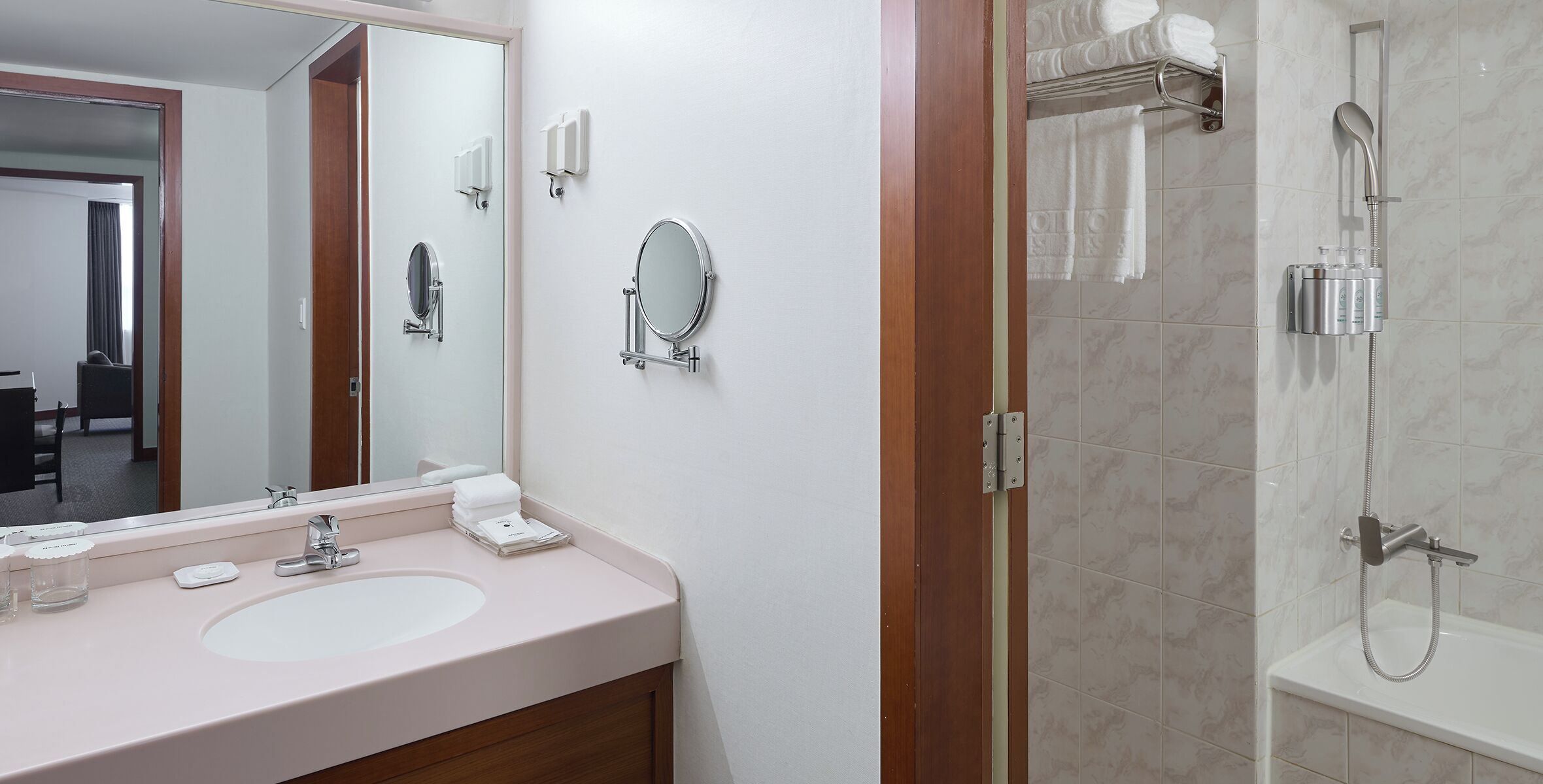 combined shower/bathtub, deep-soaking bathtub, rainfall showerhead