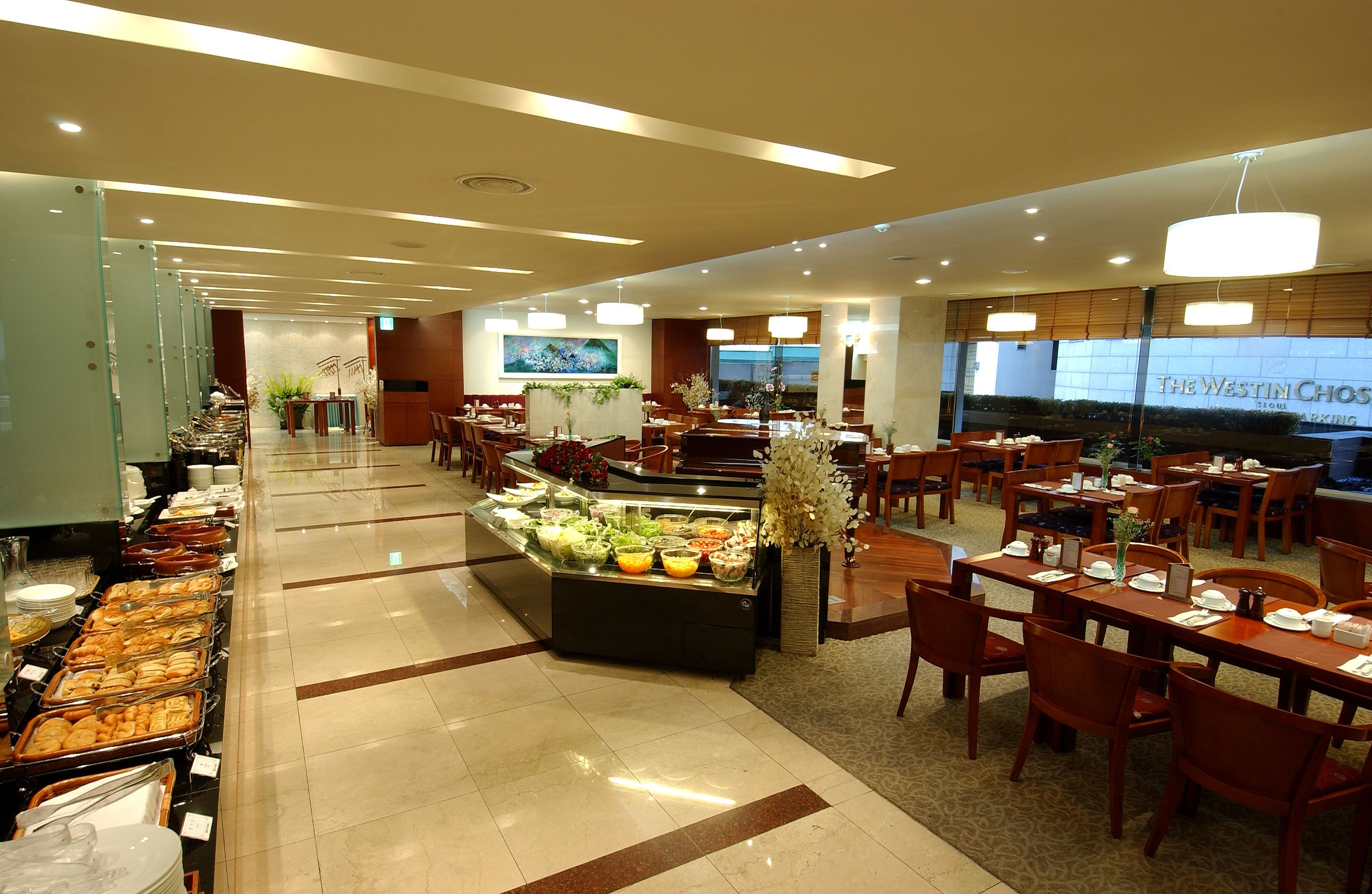 daily continental breakfast (krw 26000 per person)