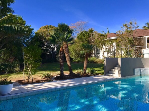 Outdoor pool, pool loungers
