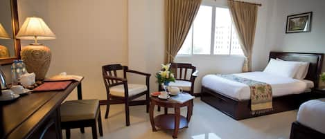 Family Room | Minibar, rollaway beds, free WiFi