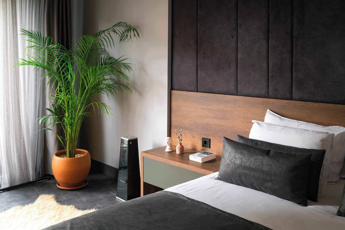 connection room | premium bedding, minibar, in-room safe, soundproofing