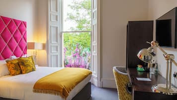 Standard Double Room, 1 King Bed, Park View | Premium bedding, pillow-top beds, individually decorated