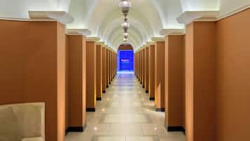 Couples treatment rooms, sauna, steam room, Turkish bath
