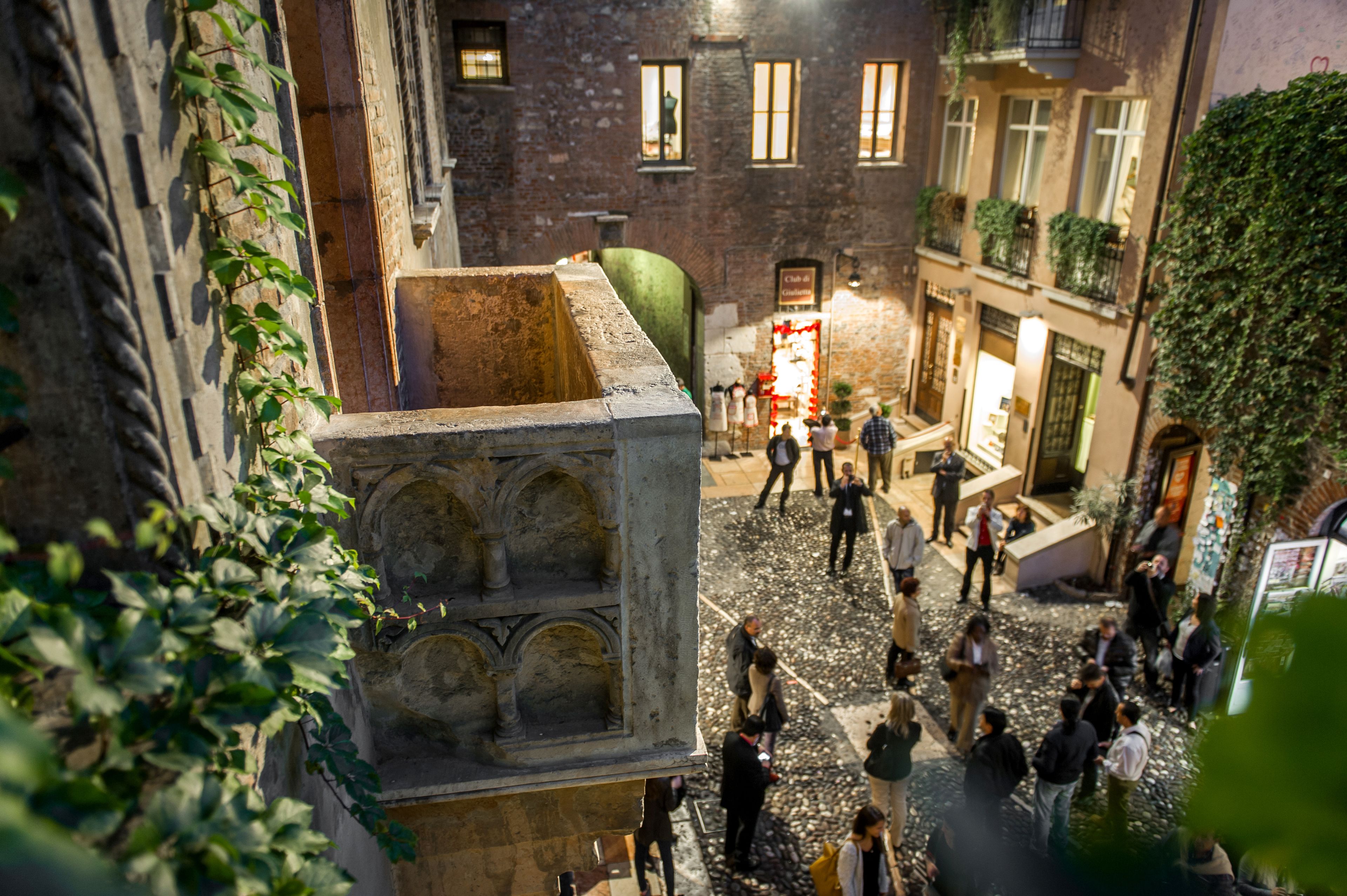 Foto - La Corte Di Giulietta