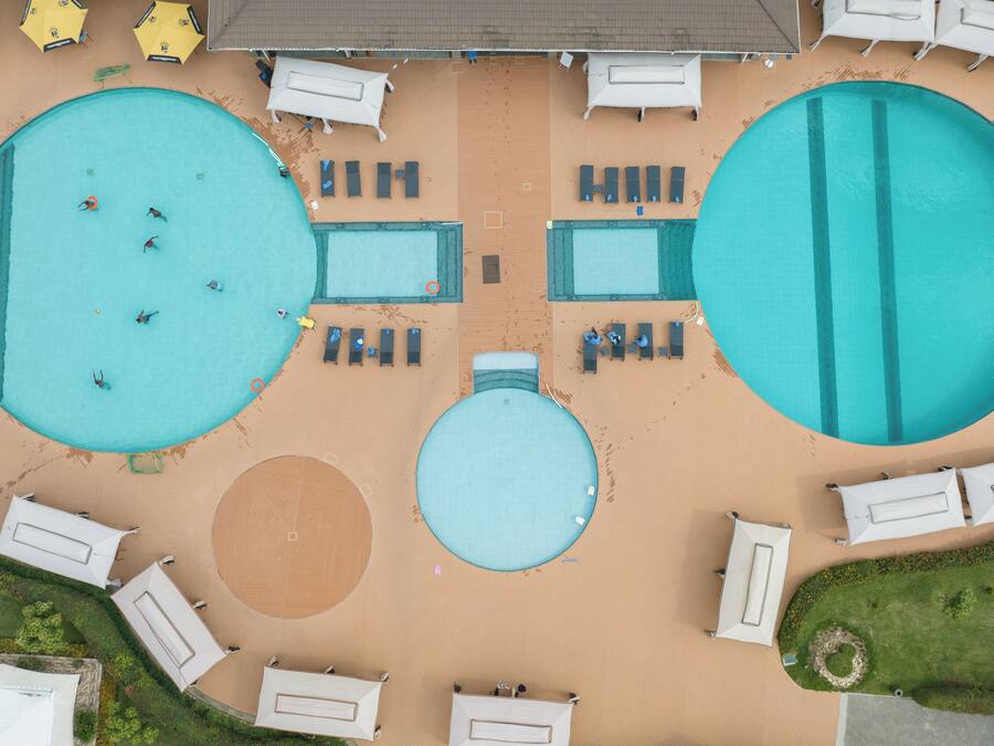 3 outdoor pools