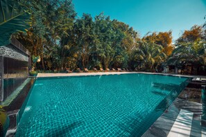 Alberca al aire libre 