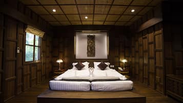 Royal Villa, Garden View (Private Pond) | Minibar, in-room safe, iron/ironing board, free WiFi