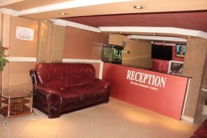 Mostrador para check-in y check-out