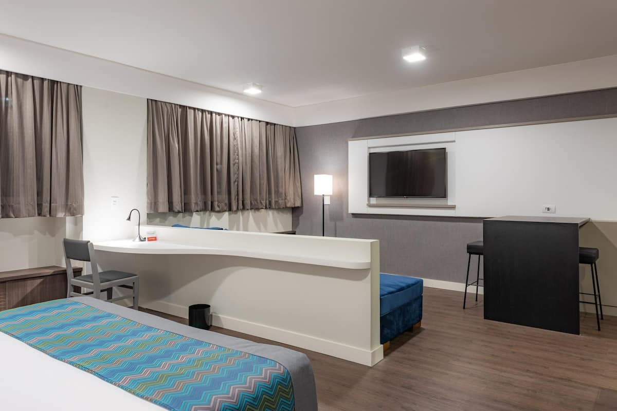 1 bedroom, minibar, in-room safe, individually decorated
