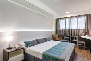 Minibar, safe på rommet, individuelt dekorert og individuelt innredet