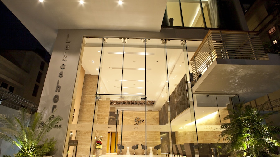 レイクショア バナーニ