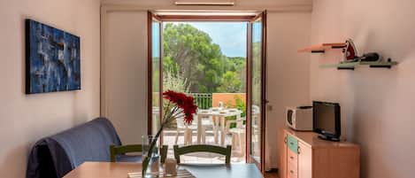 Apartment, 1 Bedroom | Iron/ironing board (on request), cribs (surcharge), WiFi (free)