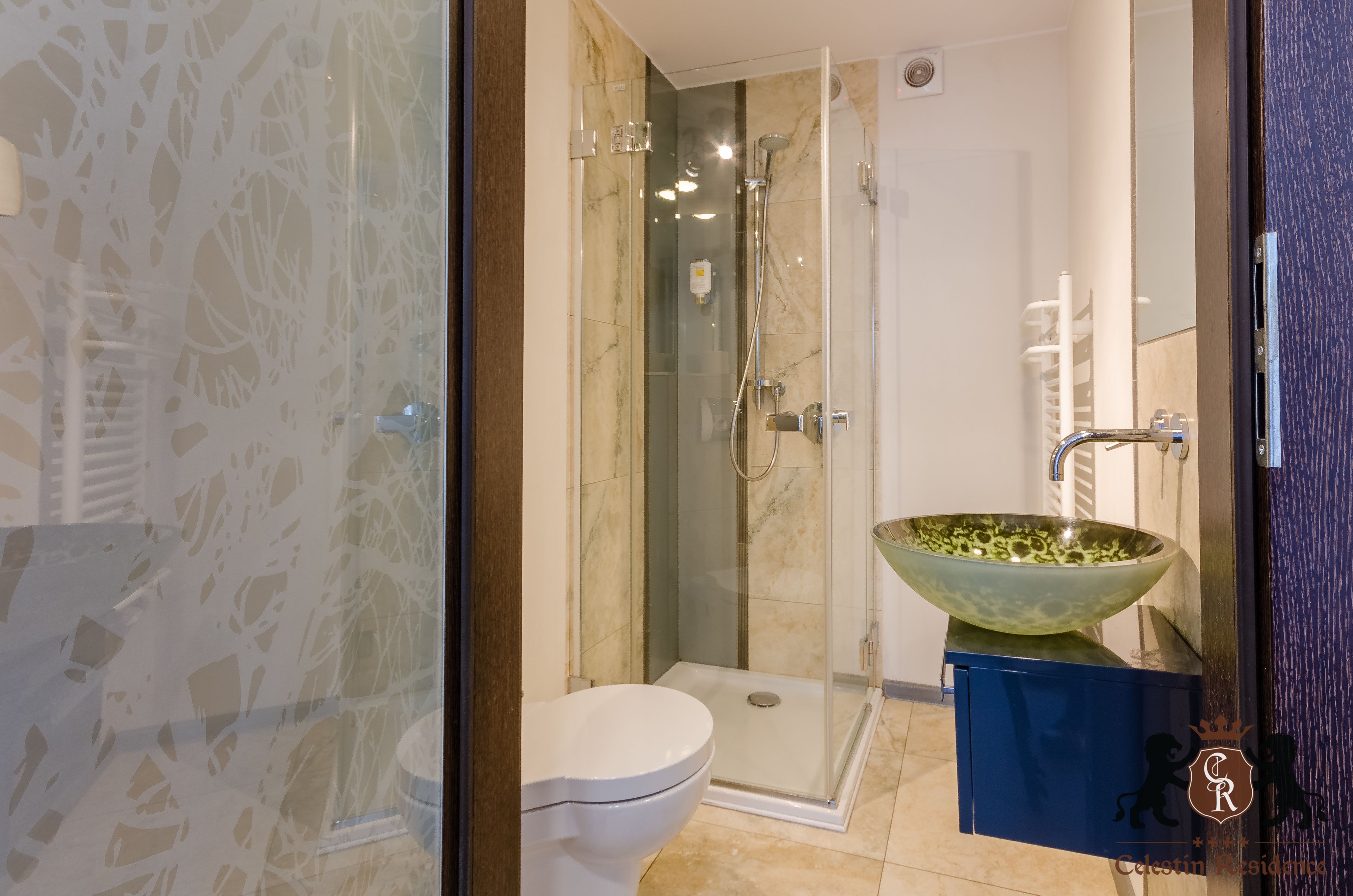 single room, kitchenette | bathroom | shower, free toiletries, hair dryer, towels