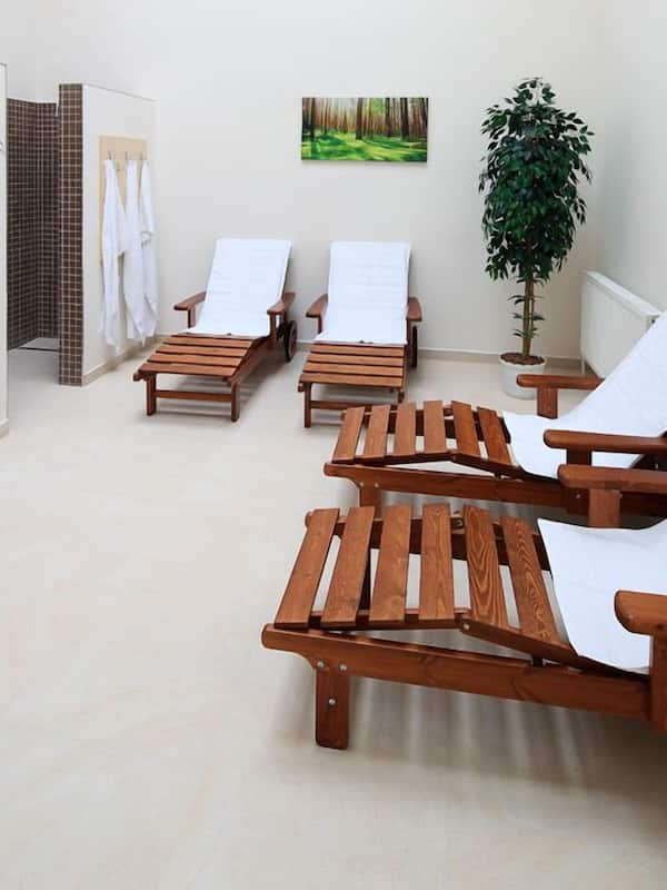 Behandlungsräume für Paare, Sauna, Whirlpool, Körperbehandlungen