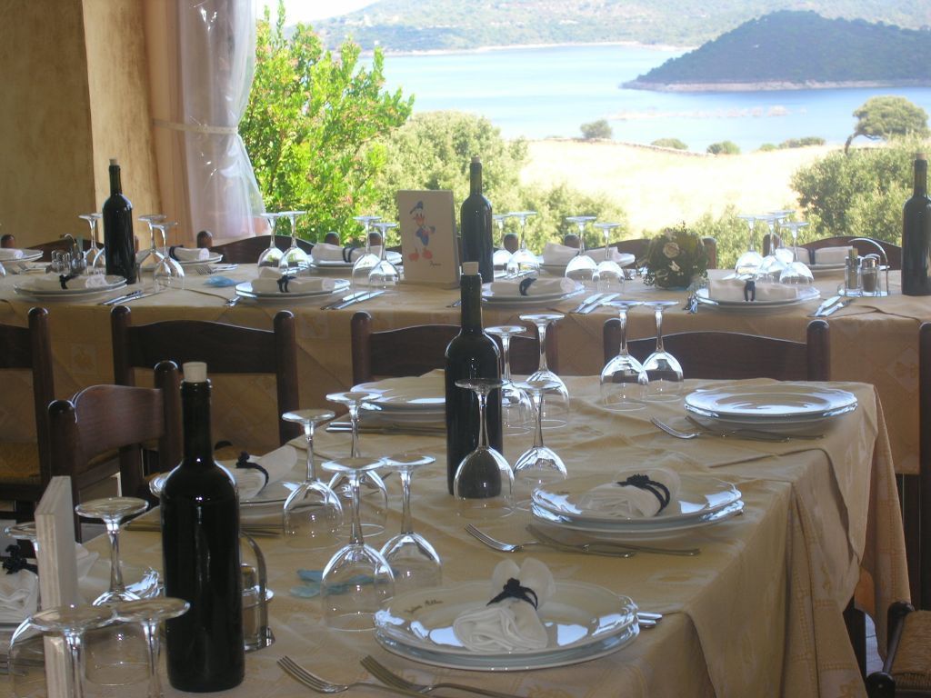 breakfast, lunch, dinner served; local cuisine, garden views