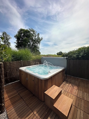 Couples treatment rooms, sauna, steam room, Turkish bath