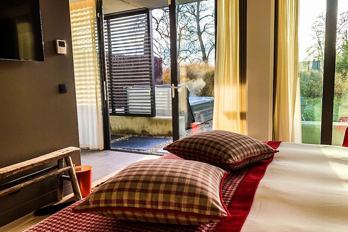 duplex | 1 bedroom, premium bedding, in-room safe, desk