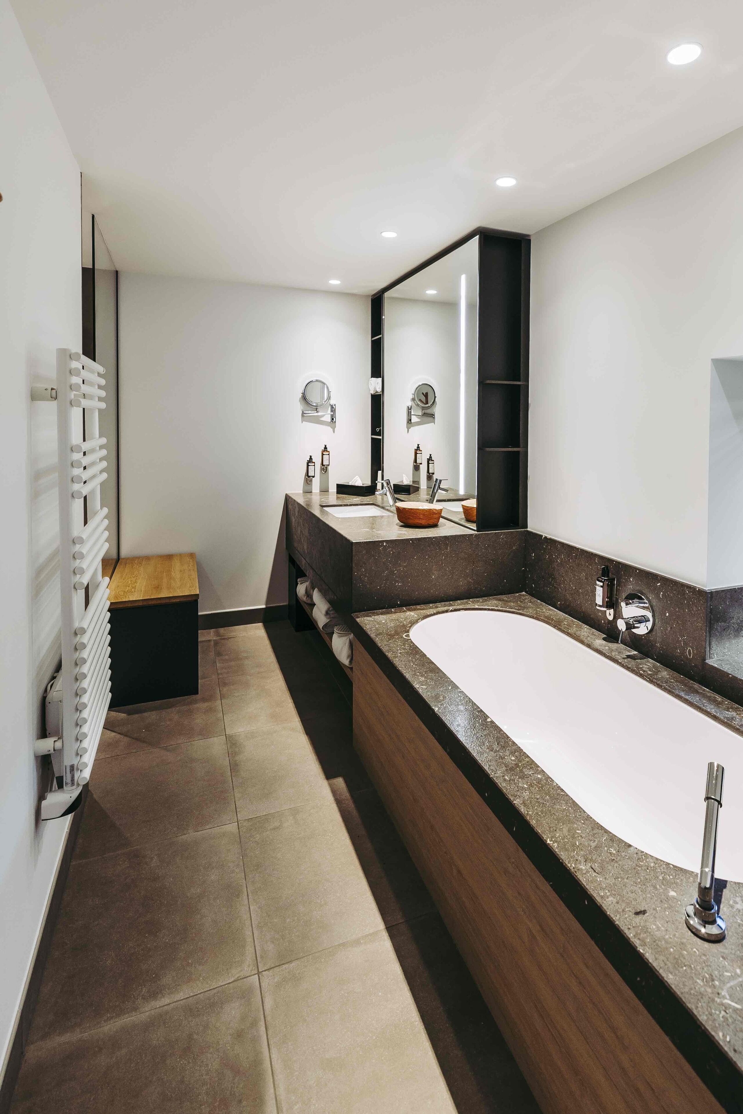 family duplex, 1 double bed | bathroom | separate bathtub and shower, free toiletries, hair dryer, bathrobes