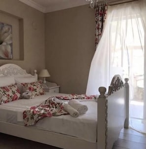 Deluxe Double Room, Terrace | 2 bedrooms, premium bedding, down comforters, Select Comfort beds